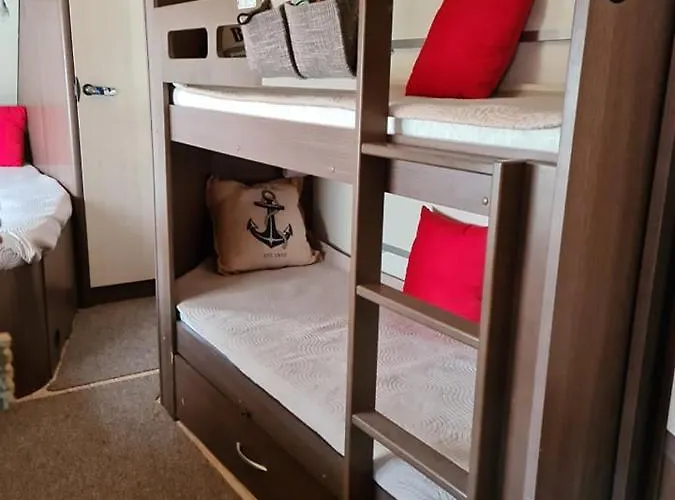 Ultimate Caravan Experience - 1st Line Gradina Vakantiepark Sozopol