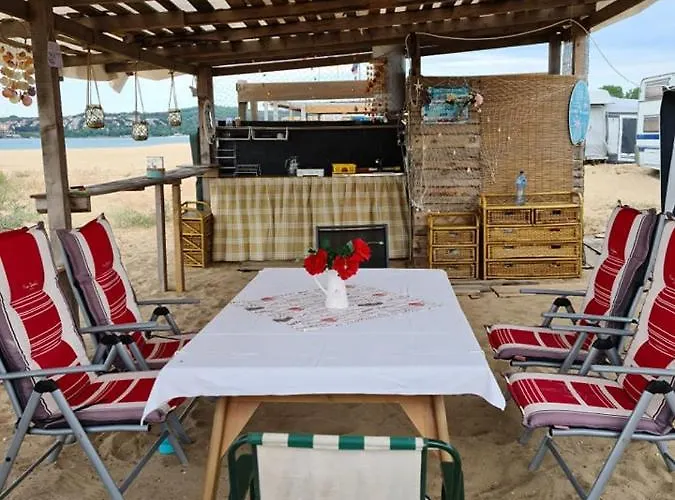 Ultimate Caravan Experience - 1st Line Gradina Vakantiepark Sozopol