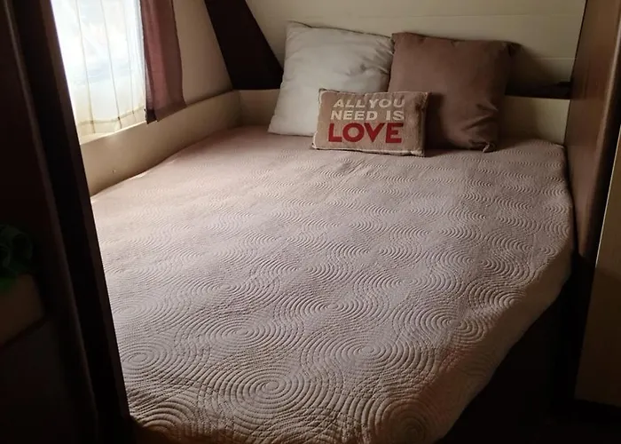 Ultimate Caravan Experience - 1st Line Gradina *