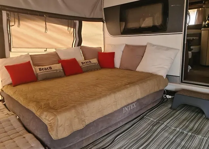 Ваканционно селище Ultimate Caravan Experience - 1st Line Gradina Созопол