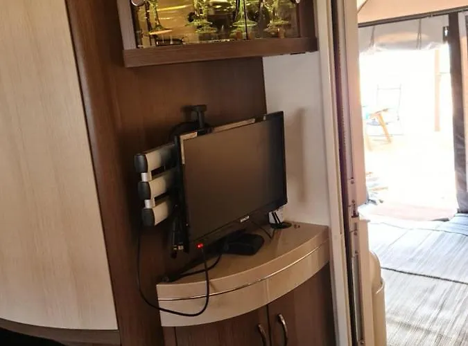 Ultimate Caravan Experience - 1st Line Gradina Ваканционно селище Созопол